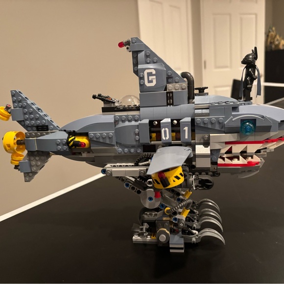 LEGO Ninjago Movie Garmadon Shark Mech Set Complete with Box